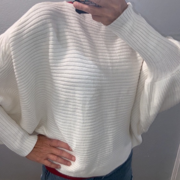 Sweaters - Puffy white balloon sweater size large